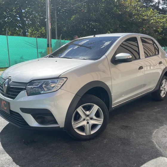 Renault Logan 2022 1.6 Expression / Life +