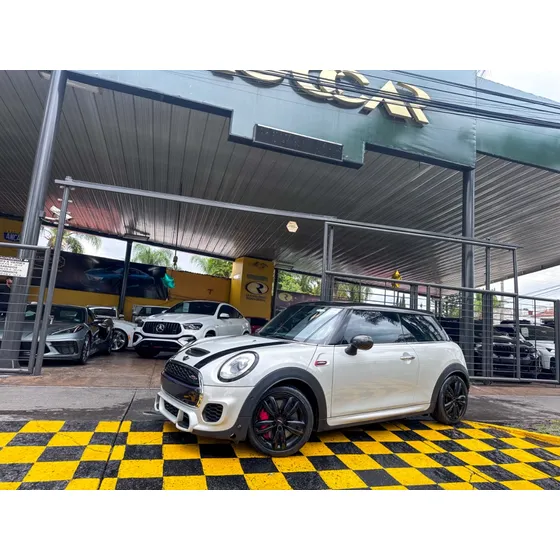 Mini John Cooper Works 2.0 Salt At