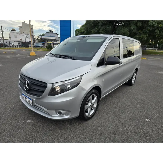 Mercedes-benz Vito 1.6 111 Cdi Furgon Mixto Aa 114cv Manual