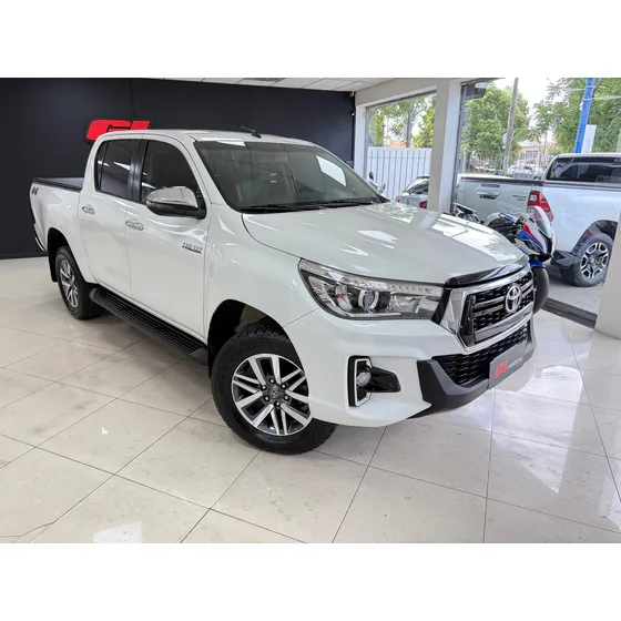 Toyota Hilux Srv Plus 2.8td