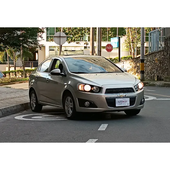 Chevrolet Sonic 1.6 Lt 5 P