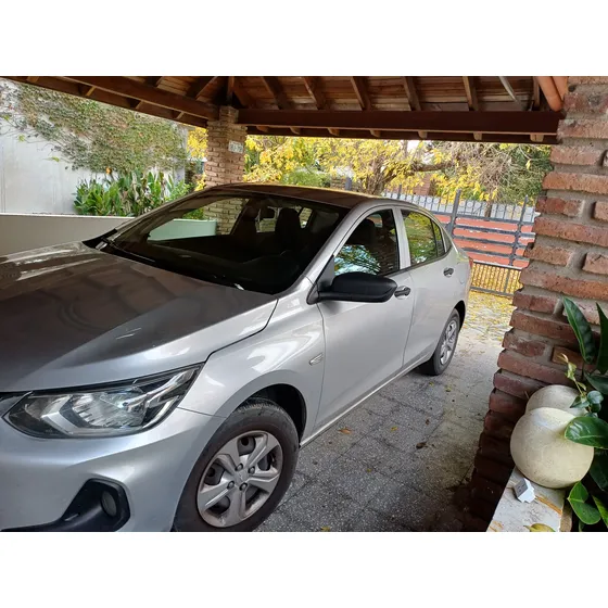 Chevrolet Onix Plus 1.2