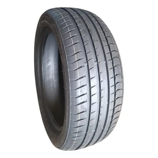 Neumatico 235/50 R19 Triangle Th202 103w