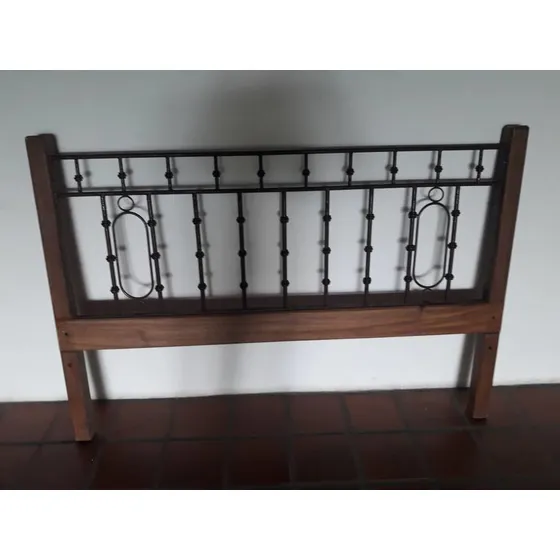 Copete De Cama Queen En Hierro Forjado Y Madera