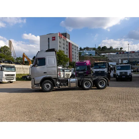 Volvo Fh 460 Globetrotter Ñé Scania R420 R440 R450 G420