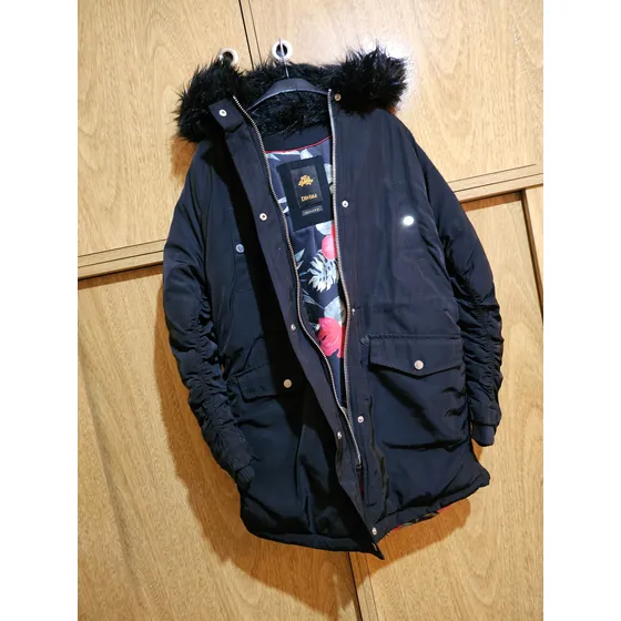 Campera Parka Divina Bolivia Mujer.