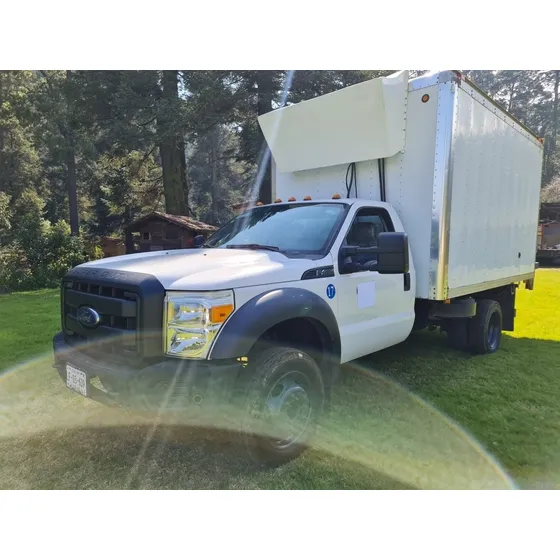 Ford F-450 6.8 Xl At