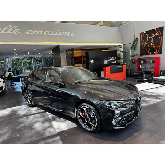 Alfa Romeo Giulia Veloce