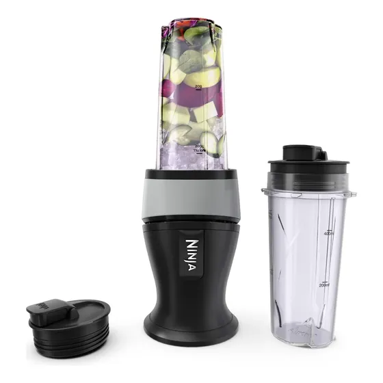 Ninja Fit Licuadora Personal 700W con 2 Vasos 16 oz Para Llevar Tritura Hielo y Fruta Congelada Smoothies, Jugos Verdes y Batidos Proteicos