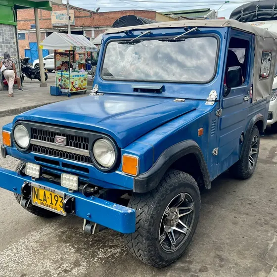 Daihatsu F50 2001 2.5 Cc