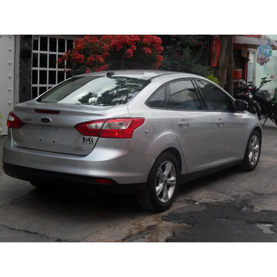 Ford Focus 2.0 Trend L4 At