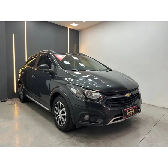 Chevrolet Onix 1.4 Mpfi Activ 8v Flex 4p Automático