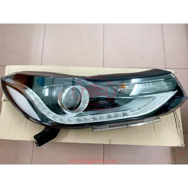 Optico Derecho Chevrolet Tracker 2018/2021