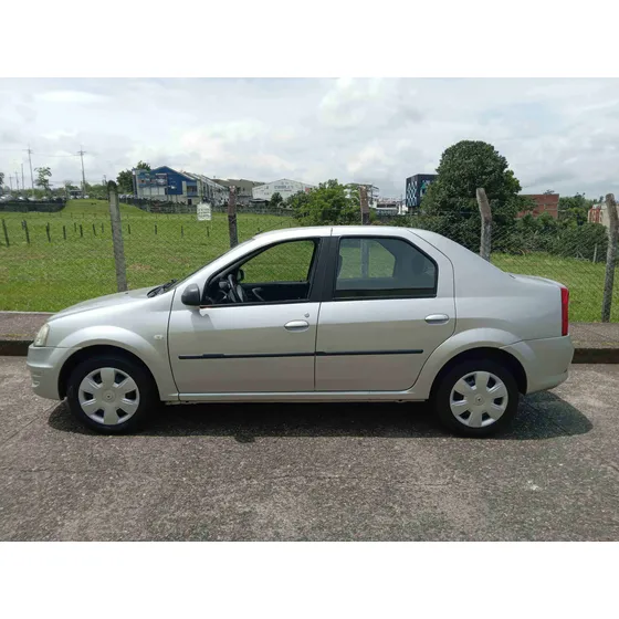 Renault Logan 1.6 Expression