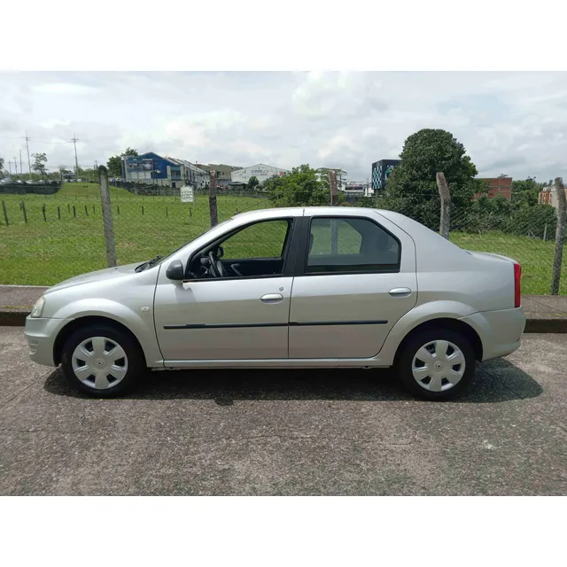 Renault Logan 1.6 Expression