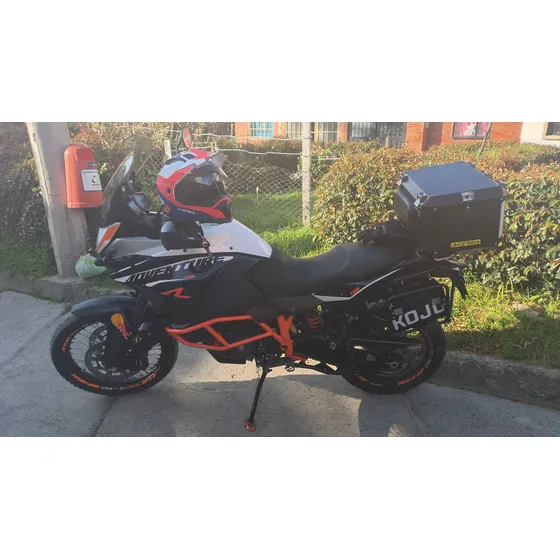 Potente Motocicleta Ktm 1190 R.