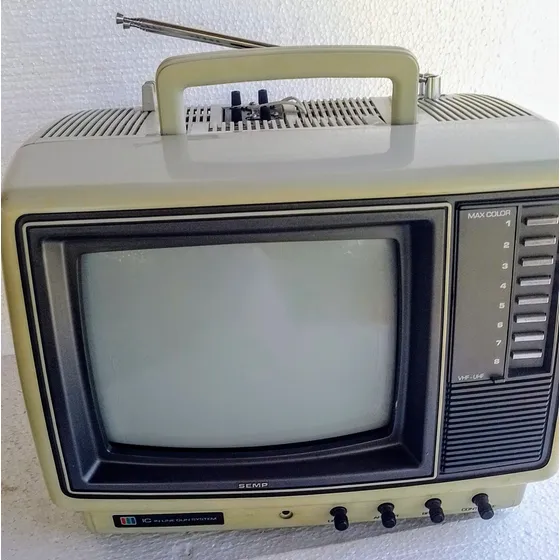 Televisão Semp Tvc 100 Linda 9 Polegadas In Line Gun System