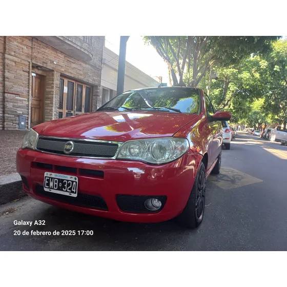 Fiat Palio 1.8 Hlx