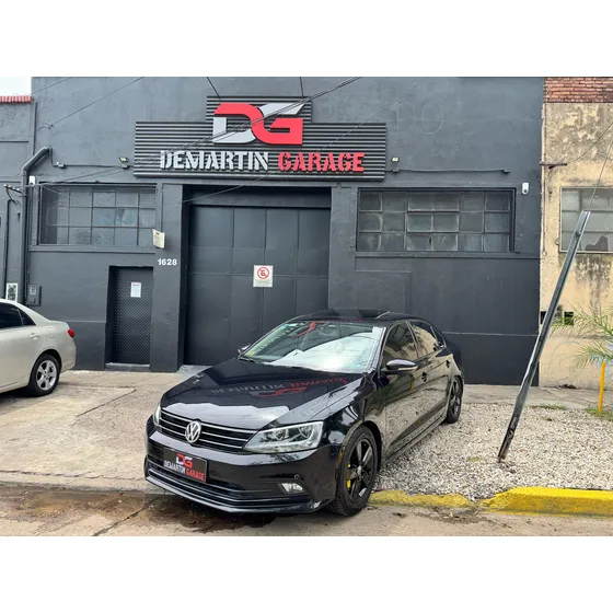 Volkswagen Vento 2.5 Advance Plus 170cv