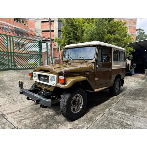 Toyota Land Cruiser 1978 4.2 Fj43