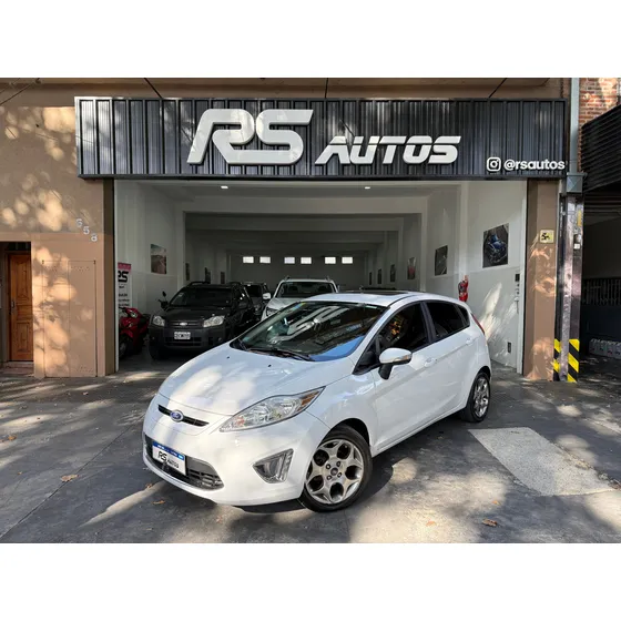 Ford Fiesta Kinetic 1.6 Design 120cv Titanium