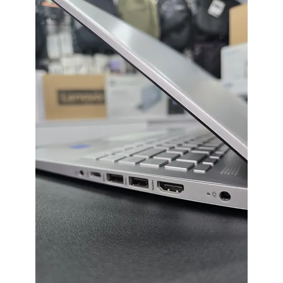 Laptop Hp N4120 8gb Ram Nueva Garantía