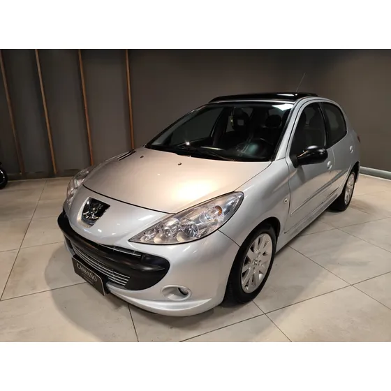 Peugeot 207 1.6 Xt