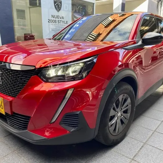 Peugeot 2008 2023 1.2 Allure