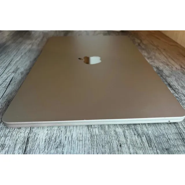 Macbook Air 2022 M2 512