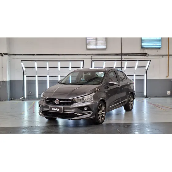 Fiat Cronos 1.8 Precision