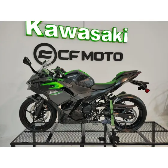 Kawasaki Ninja 500