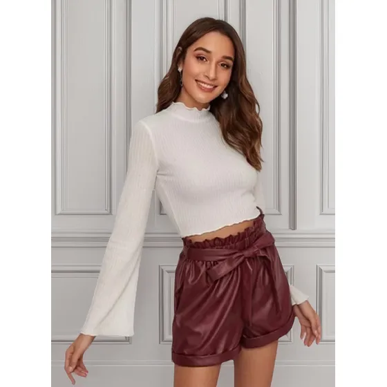 Blusa Corta Blanca Con Detalles - Carolinas Store.