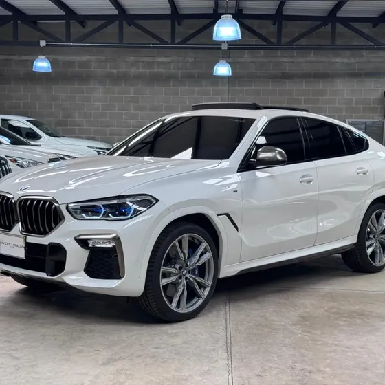 BMW X6 2022 M50i Performance