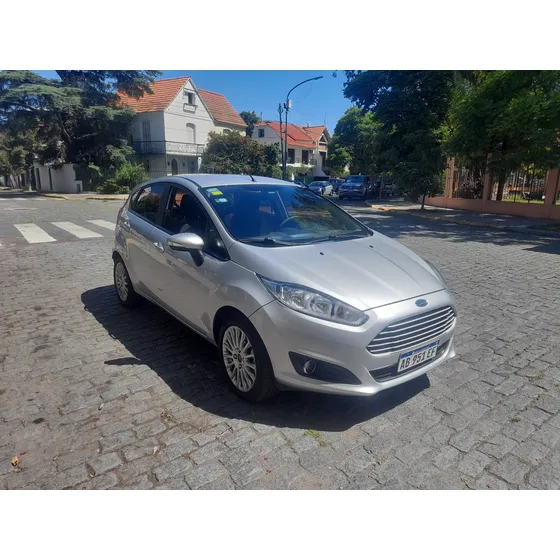 Ford Fiesta Kinetic 1.6 Se Powershift 120cv