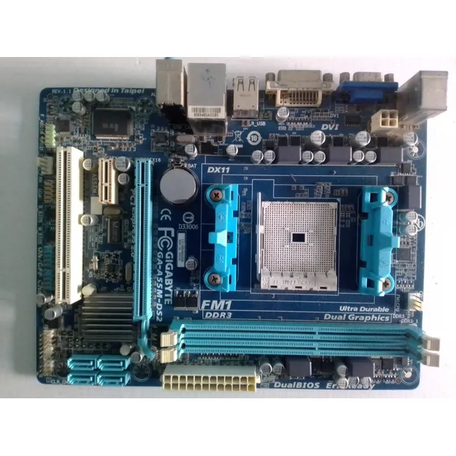 Placa Ga-a55m + Procesador A6 3500 3 Nucleos+ Cooler Fm1/fm2