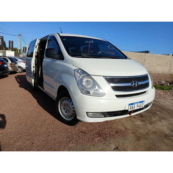 Hyundai H1 2.4 Nafta 12 Pasajeros