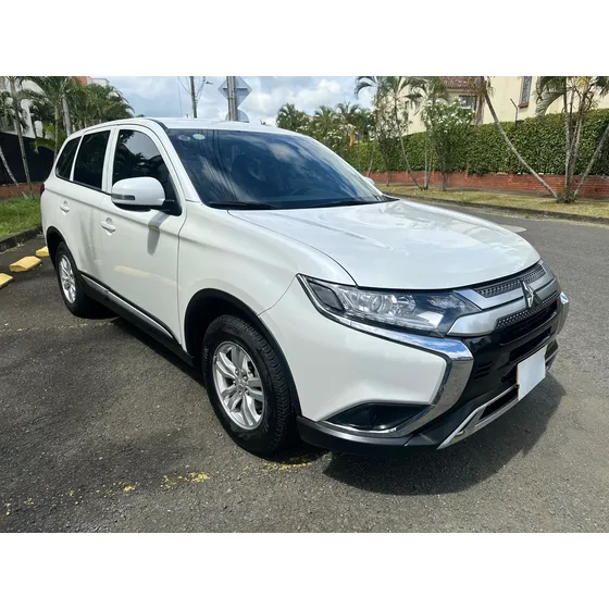 Mitsubishi Outlander 2.4 Kaiteki