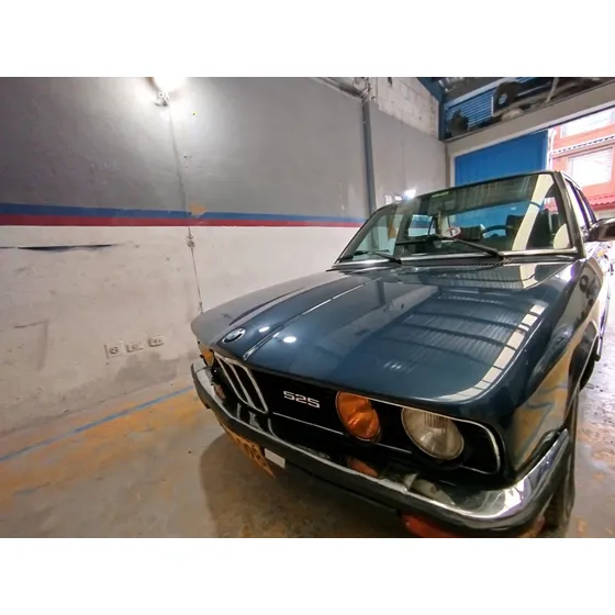 Bmw 525 Azul Royal, 1979