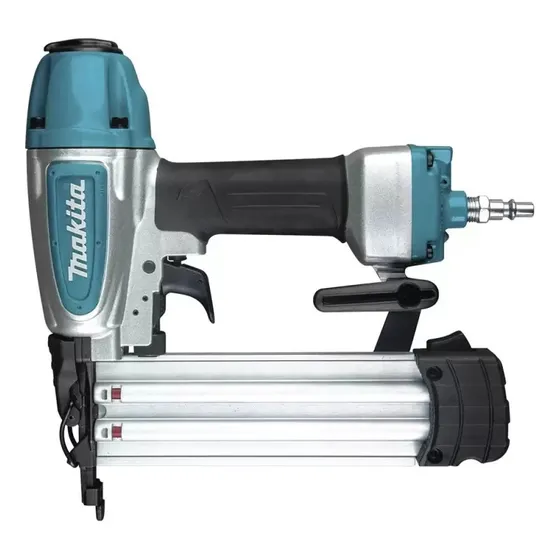 Clavadora Neumatica 5/8 - 2 Cap 100 Pzas Af506 Makita