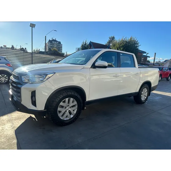 Ssangyong Musso Grand 2.2td Glx Mt6 4wd