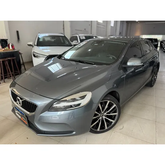 Volvo V40 2.0 T4 Momentum Drive-e 5p
