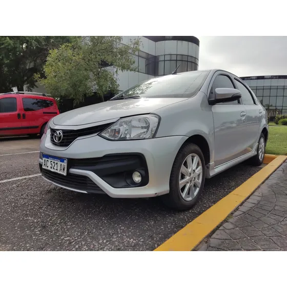 Toyota Etios 1.5 Sedan Xls L18