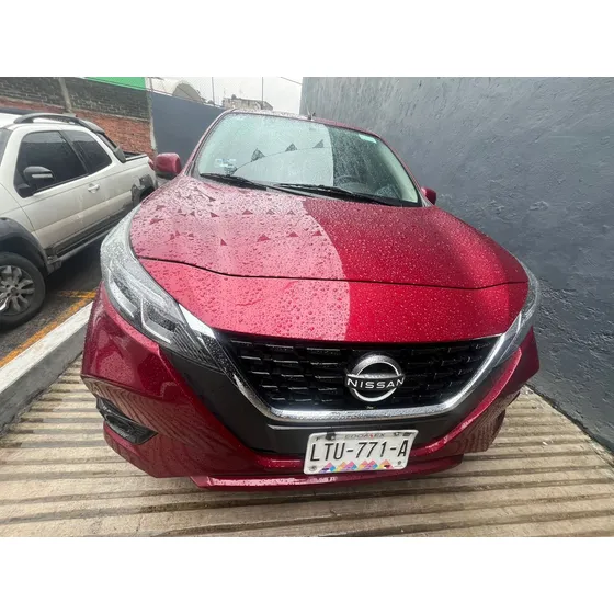 Nissan March 1.6 Exclusive Mt