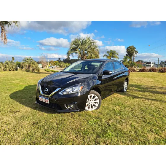 Nissan Sentra 1.8 Advance Mt