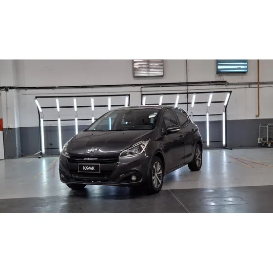 Peugeot 208 1.6 Feline Tiptronic