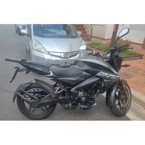 Ns 200 Negra
