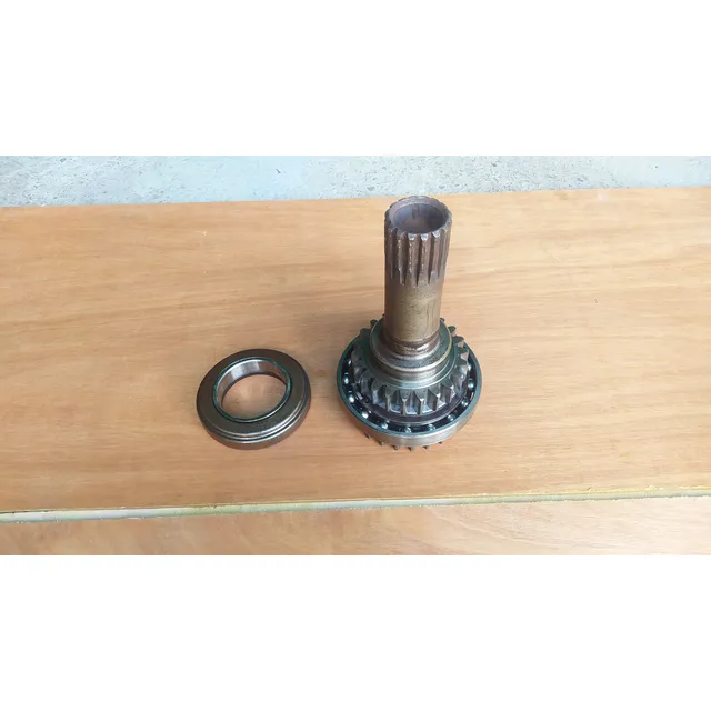 Eje  Embrague Completo Tractor Belarus 1523 - 1221