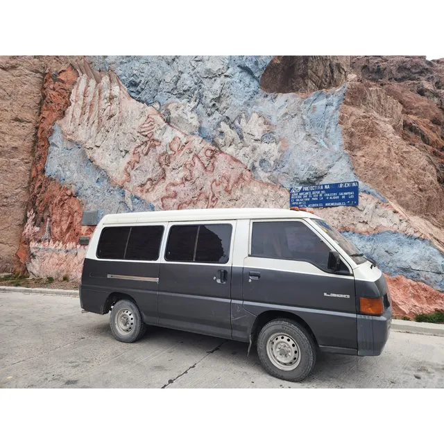 Mitsubishi L300 2.5 Minibus