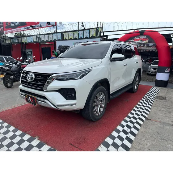 Toyota Fortuner 2.7 Srv At Gasolina 4x2