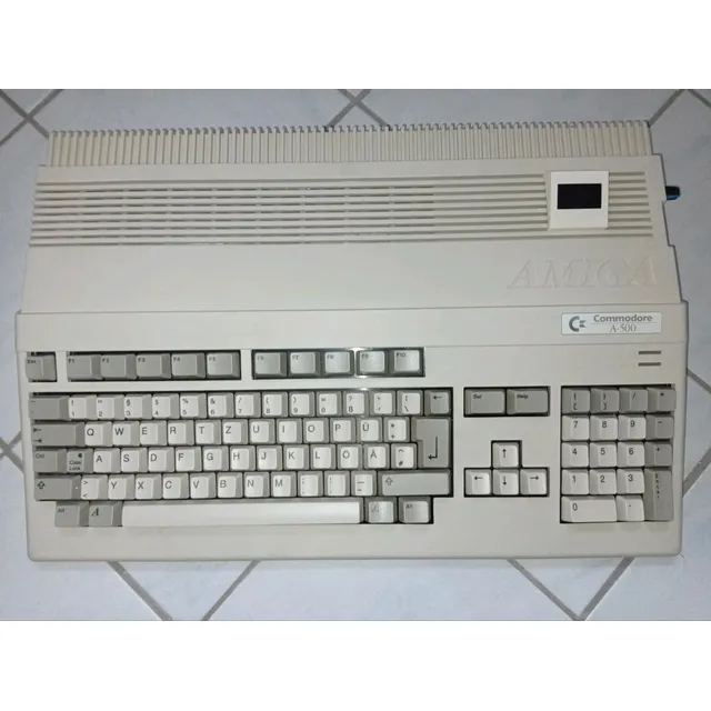 Commodore Amiga 500 1mb Mouse Y Salida Rgb Gotek Oled